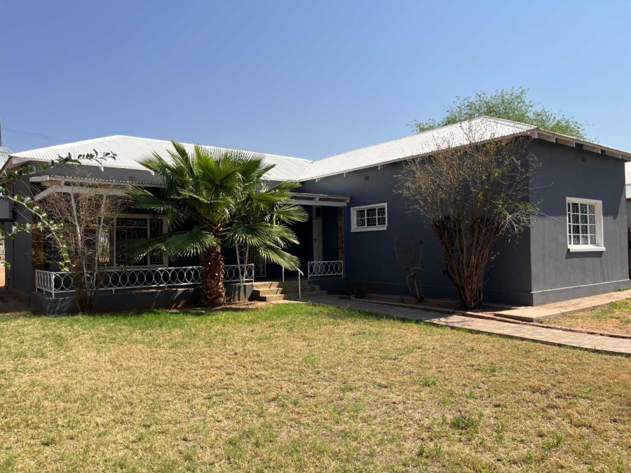 3 Bedroom Property for Sale in Die Rand Northern Cape
